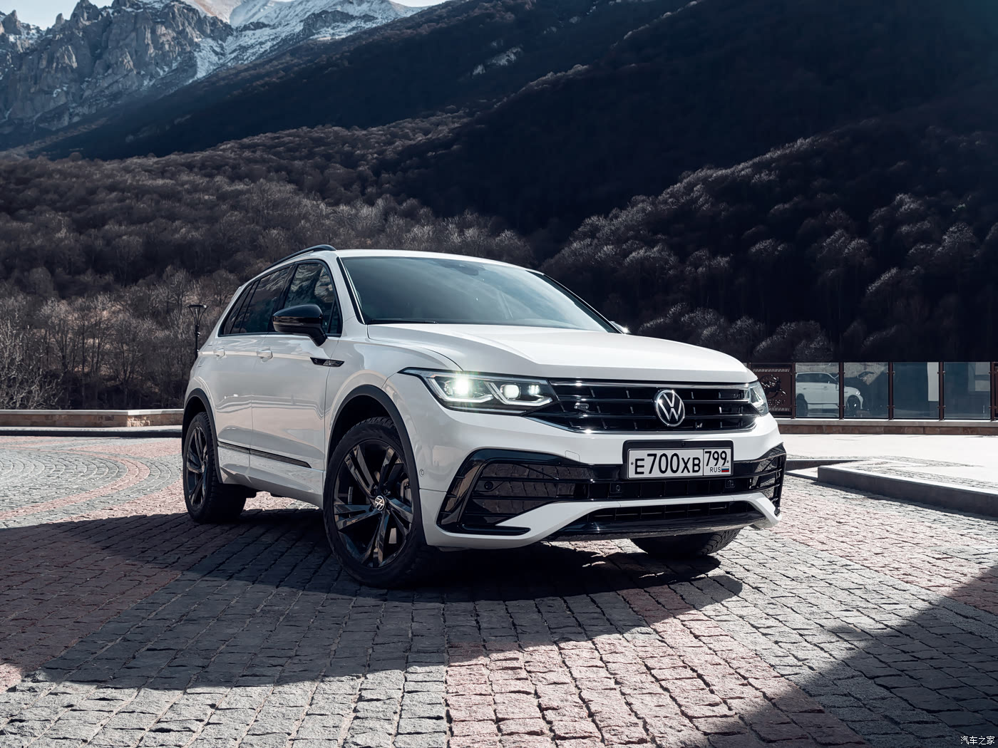 汽车之家>汽车图片>大众>tiguan>2021款4motionr-line俄罗斯版>当前