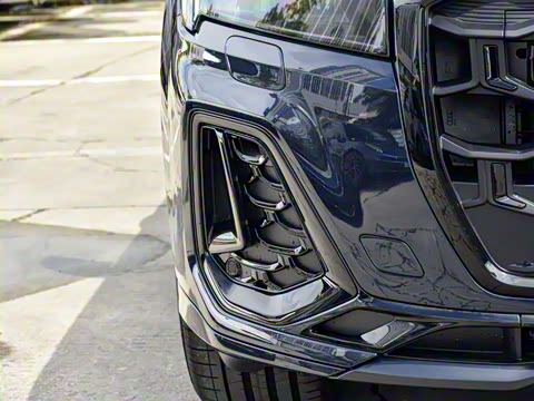 2025�� 45 TFSI quattro S line����ʿ��