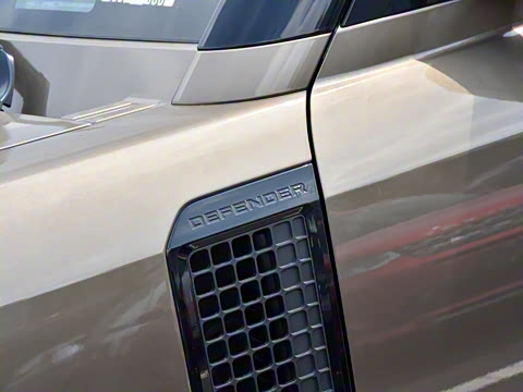 2022�� 110 P400 X-DYNAMIC HSE