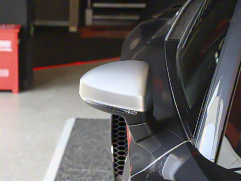 2022�� V10 Coupe performance