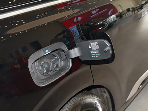 2022�� EV 600 ����������