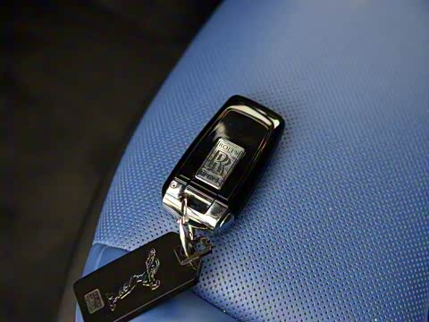 2017�� 6.6T Black Badge Edition