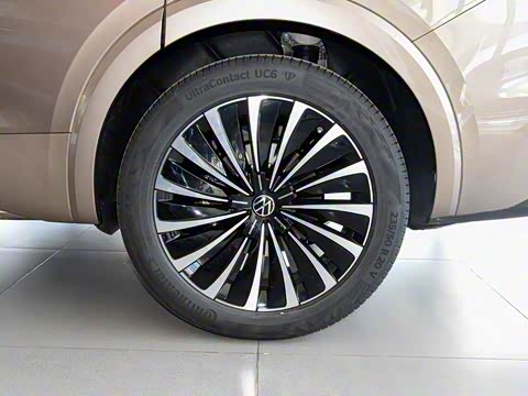 2020�� 380TSI ����