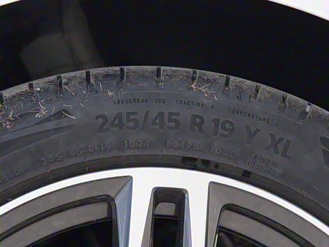 2025�� 525Li M�˶���װ