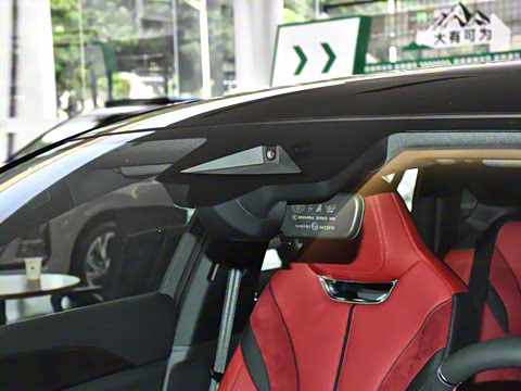 2025�� 2.0T ���а�