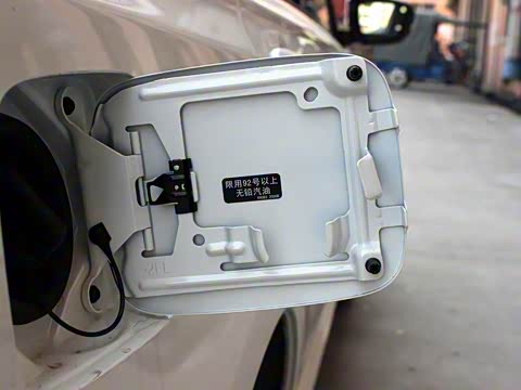 2018�� 2.0L CVT�Ȥ��