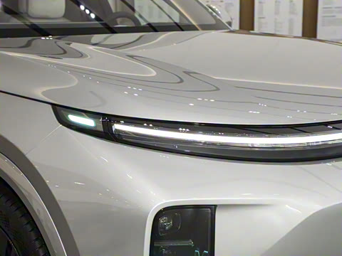 2025�� Ultra ���ܻ��°�