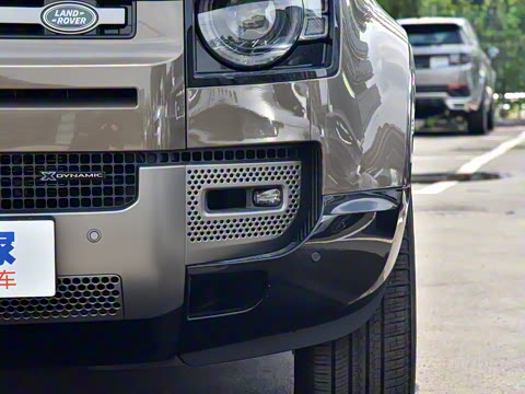 2022�� 110 P400 X-DYNAMIC HSE