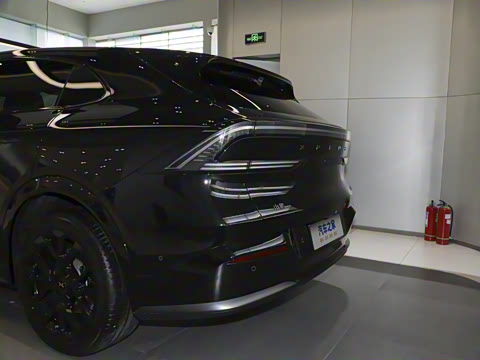 2025�� 702 �������� Max