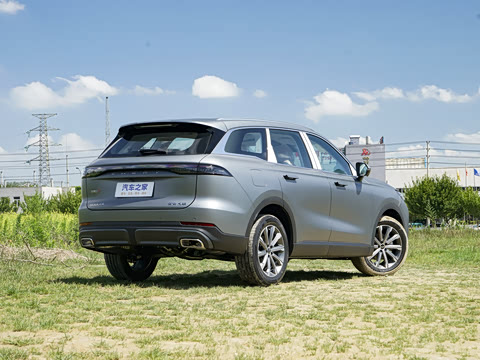 2025�� 2.0T ��������� 7��