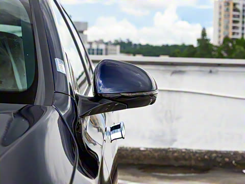 2025�� �Ŀ� E 300 L ʱ����