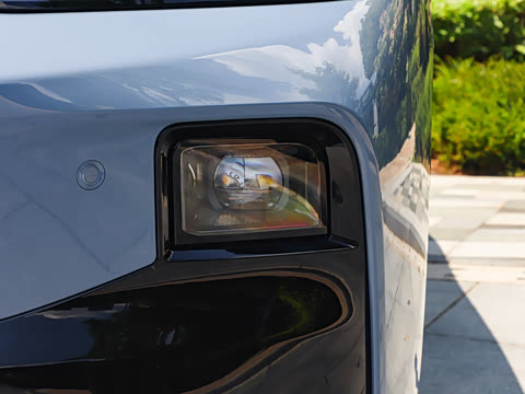 2025�� 550������