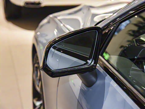 2023�� B5 ��Զ�˶���