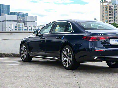 2025�� �Ŀ� E 300 L ʱ����