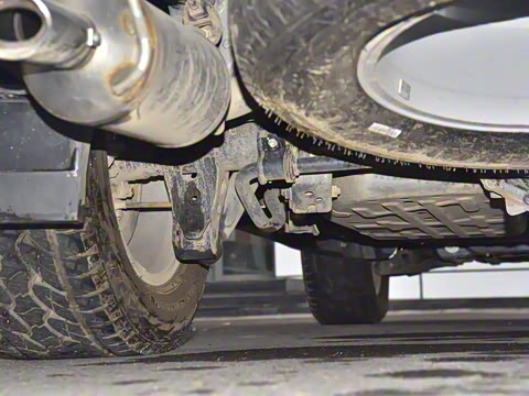 2023�� 4.6L V8 �캽��