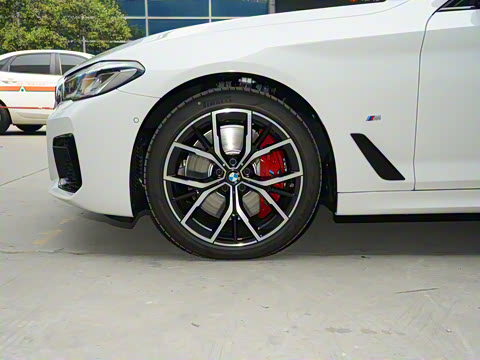 2021�� 540i ���а� M�˶���װ