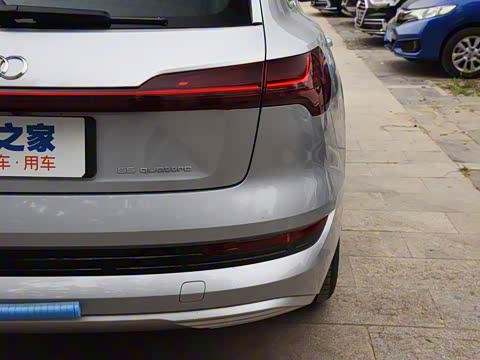 2019�� 55 quattro ������