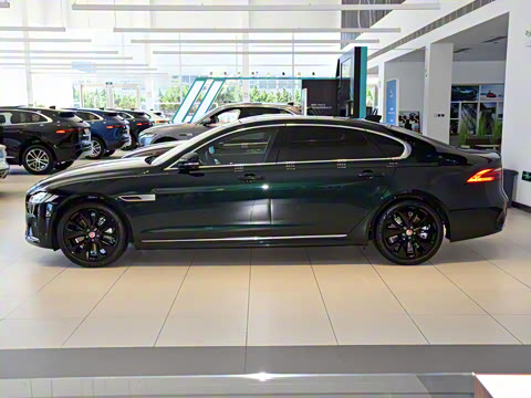 2021�� XFL 2.0T P300 �����콢�˶���