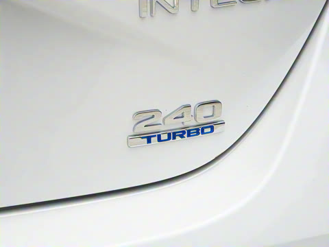 2025�� HATCHBACK 240TURBO �ֶ��ھ���