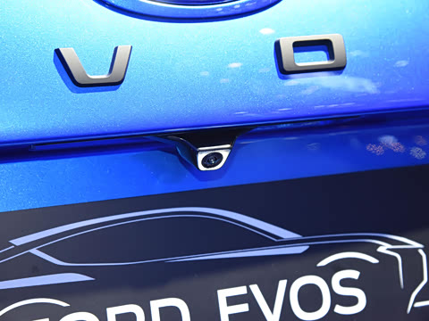 2022�� EcoBoost 245 ST-Line