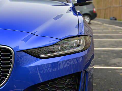 2020�� 2.0T 200PS R-DYNAMIC S��ȡ�˶���