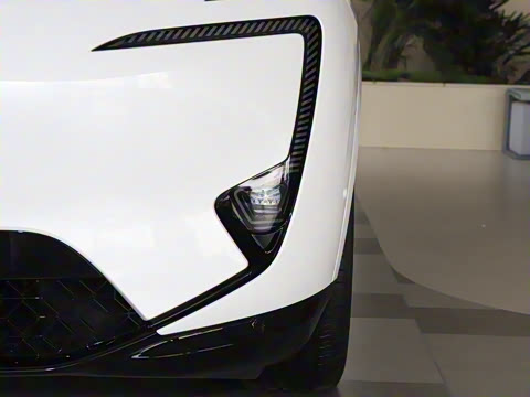 2025�� �Ŀ� Max ���̰�