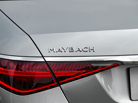 2025�� �Ŀ� S 680 4MATIC