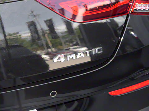 2021�� CLA 200 4MATIC