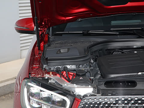 2021�� GLC 260 L 4MATIC ������