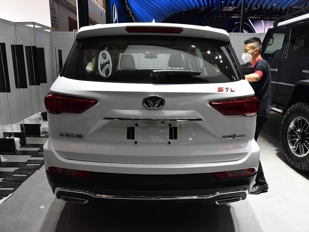 北汽幻速s7 2018款 s7l 280t 基本型 4317384图片_北汽幻速_汽车图库