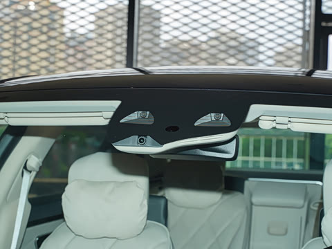 2025�� �Ŀ� S 480 4MATIC