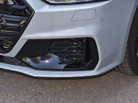 2025�� 45 TFSI quattro RS �׼����ٰ�