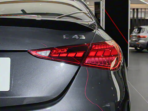 2025�� AMG C 43 4MATIC