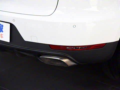 2018�� Macan 2.0T