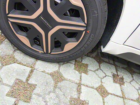 2020�� 305KM ���а�