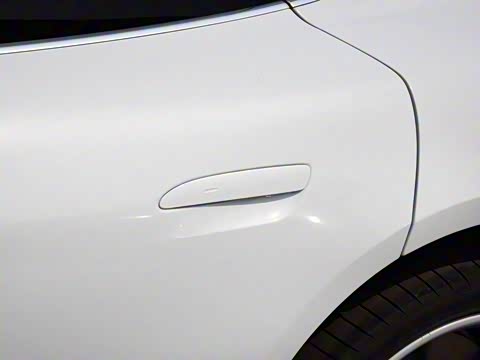 2019�� Taycan Turbo