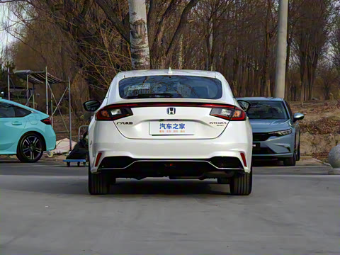 2023�� HATCHBACK 2.0L e:HEV �񡤺�����