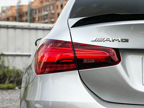 2025�� �Ŀ� AMG A 35 L 4MATIC