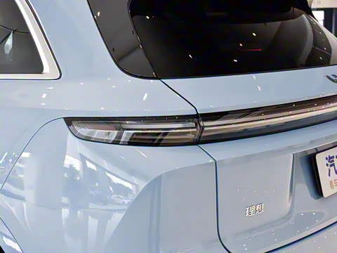 2025�� Max ���ܻ��°�