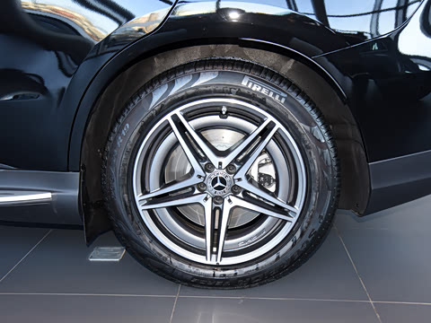 2022�� EQC 400 4MATIC