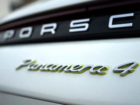 2017�� Panamera 4 E-Hybrid Sport Turismo 2.9T