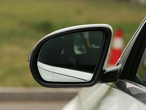 2020�� C 200 ���нγ�