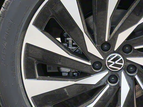 2026�� 450TSI �������� 6��