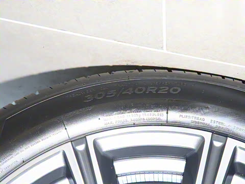 2022�� �Ŀ� xDrive 30Li M�˶���װ