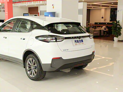 2022�� ��ݮC400