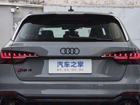 2023�� RS4 Avant ���װ�