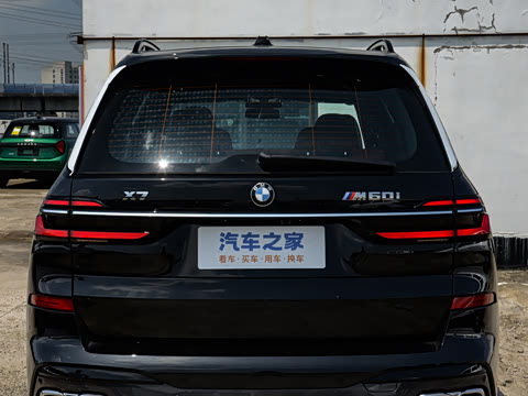 2024�� xDrive M60i