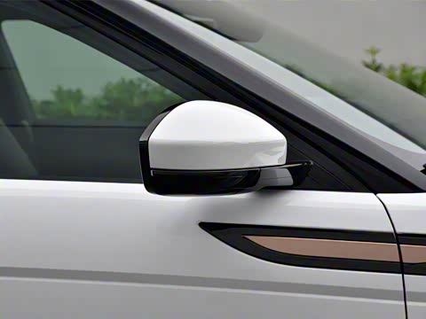 2020�� 249PS R-DYNAMIC S �˶���