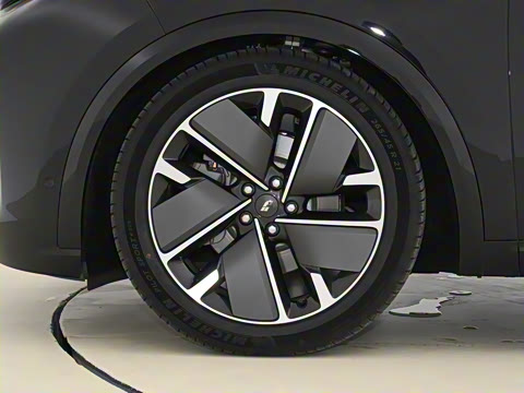 2025�� Ultra ���ܻ��°�