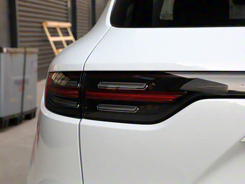 2023�� Cayenne E-Hybrid 2.0T